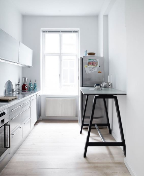 Andersen HT1 Stehtisch 216cm